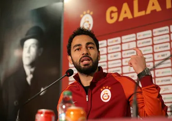 Galatasaray'da Selçuk İnan'la yollar ayrılıyor