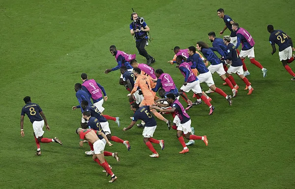 Fransa Cumhurbaşkanı Emmanuel Macron’dan Fas Milli Takımına övgü