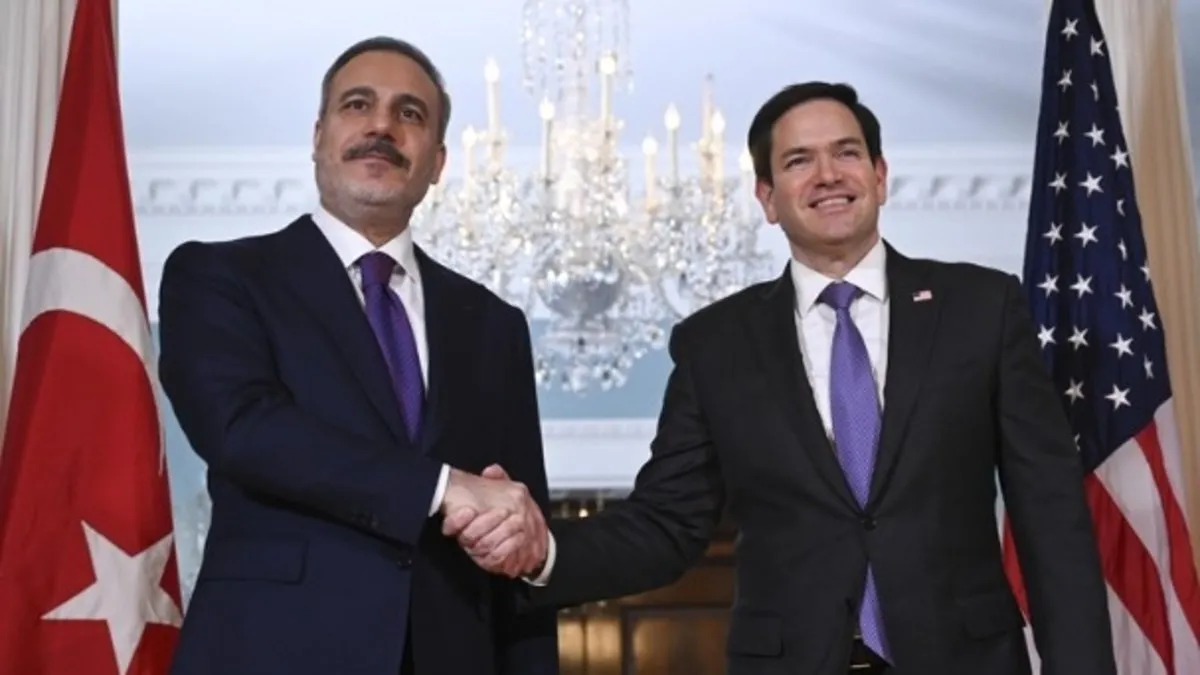 Dışişleri Bakanı Hakan Fidan'dan 3'lü zirve sonrası açıklama! Suriye ile ilgili görüşlerimizi ABD'ye bildirdik