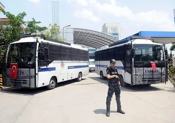 İstanbul'da şüpheli otobüs alarmı
