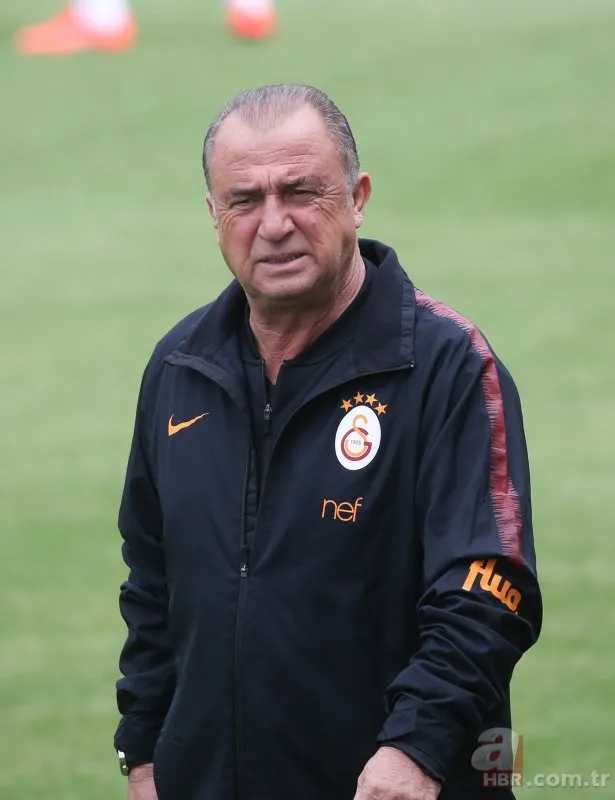 Galatasaray’dan eski futbolcusu Arda Turan’a flaş çağrı