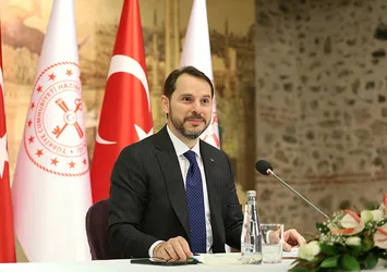 Hazine ve Maliye Bakanı Berat Albayrak'tan dijital farkındalık mesajı