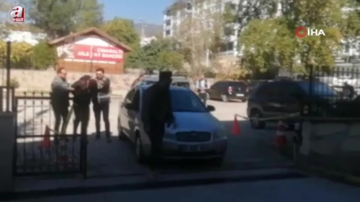 Tokat’ta yaşlı çifti dolandıran sahte polisler Antalya’da yakalandı