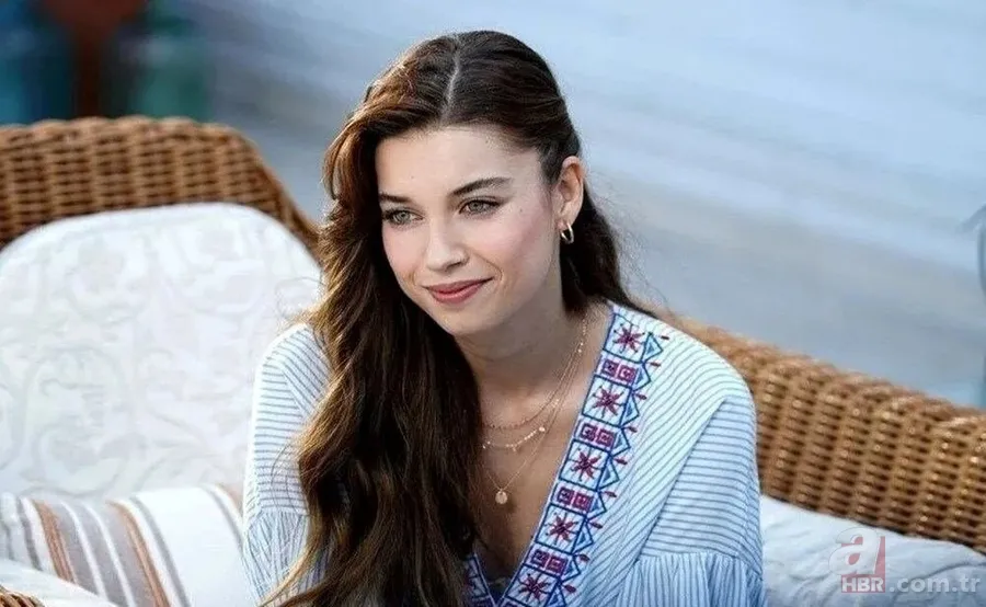 Yalı Çapkını Seyran sarışın oldu! Afra Saraçoğlu yeni imajıyla gündemde! 1