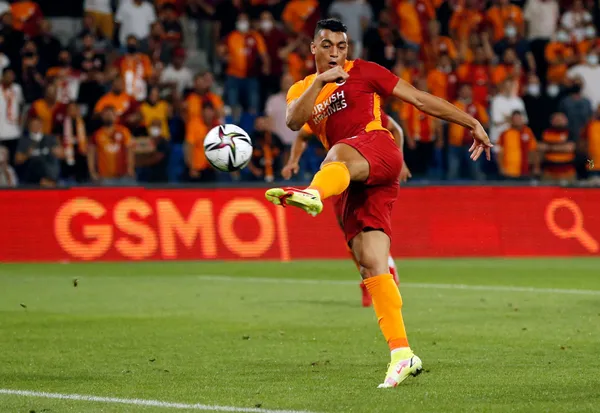 mostafa-mohamed-galatasaraya-veda-mi-ediyor-aciklama-geldi-1632593148936.jpg Mostafa Mohamed Galatasaray'a veda mı ediyor? Açıklama geldi - 1