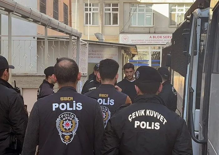 CANLI | Futbolda ikinci dalga bahis soruşturması! İşte haklarında gözaltı kararı verilen isimler | Sağlık kontrolünden geçtiler