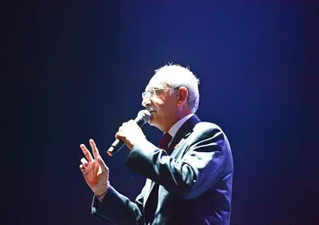 Kılıçdaroğlu'ndan şehit ailesine dava