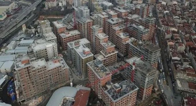 İmamaoğlu’nun daire başkanı Tayfun Kahraman, dava açıp iptal ettirdiği projeye imar istedi