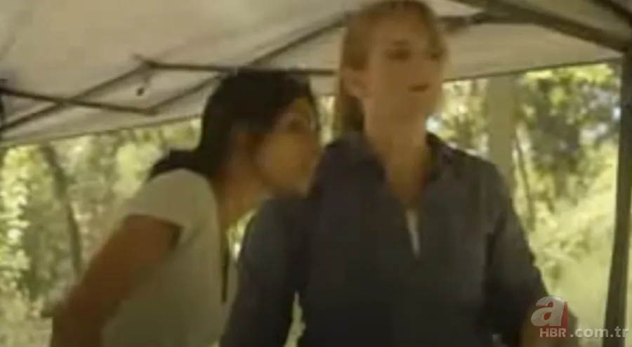 Kral kobra yılanı İngiliz adama saldırdı! Dünyanın en tehlikeli yılanı dinlenen adamı yakaladı 30