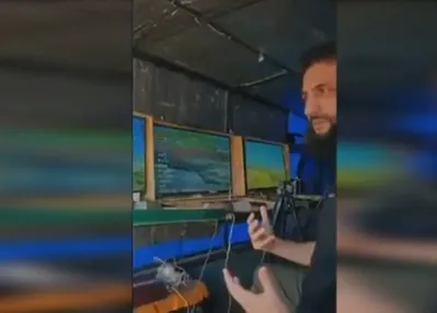 Şara orduyu denetledi