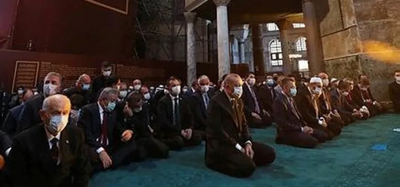 Ayasofya'nın açılması sonrası Mescid-i Aksa'da Başkan Erdoğan'a dua edildi