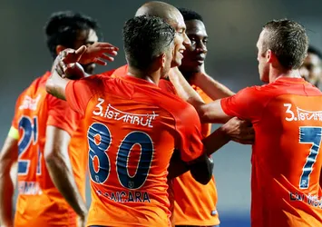 Başakşehir maçında ilk 11'ler belli oldu!