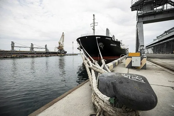 İlk tahıl gemisi hareket etti! İHA ve uyduyla takip ediliyor