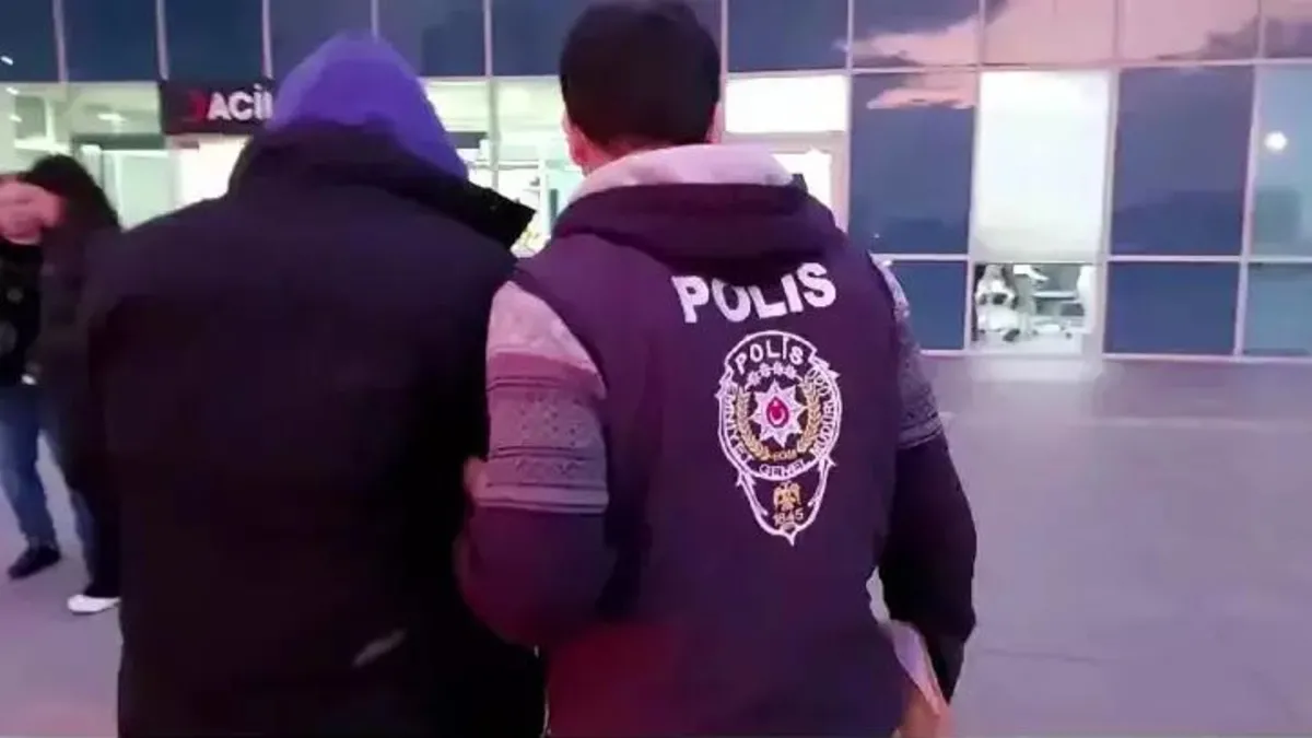 Sosyal medyadan tatilcileri dolandırmışlardı! 2 şüpheli tutuklandı