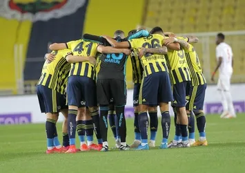 Son dakika transfer haberi: Fenerbahçe'den Andrea Pirlo bombası! Kanarya teklifini yaptı