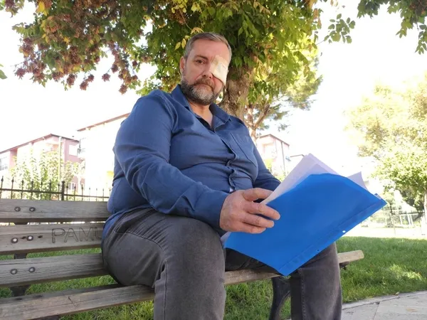tarihi-gecmis-doner-satmayi-reddetti-talihsiz-sef-hem-isinden-hem-de-gozunden-oldu-1665393975750.jpg Tarihi geçmiş döner satmayı reddetti! Talihsiz şef hem işinden hem de gözünden oldu - 5