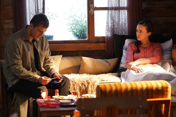 ates-kuslari-izle-atv-canli-ates-kuslari-19-bolum-kesintisiz-full-hd-4k-sifresiz-tamamini-izleme-ekrani-1686330628035.jpg ATEŞ KUŞLARI İZLE | Ateş Kuşları 19. bölüm kesintisiz, full HD, 4K, şifresiz, tamamını seyret! - 4