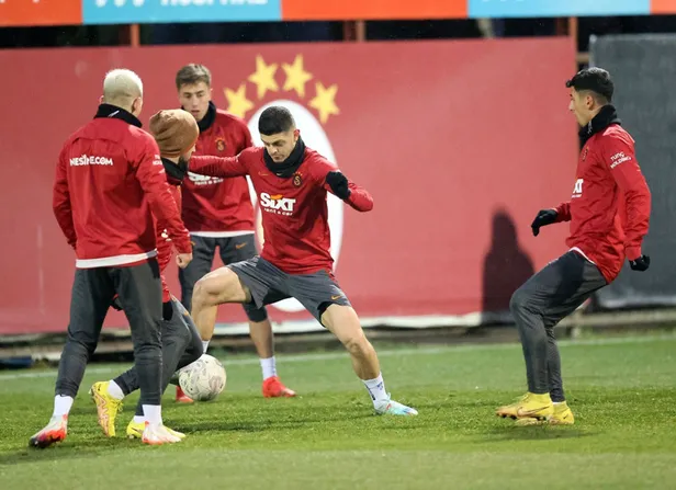 gs-umraniyespor-maci-canli-izle-01-subat-galatasaray-umraniyespor-mucadelesi-full-hd-kesintisiz-canli-takip-li-1675268341467.jpg GS-ÜMRANİYESPOR MAÇ SONUCU | Galatasaray-Ümraniyespor mücadelesi kaç kaç bitti? MAÇ ÖZETİ - 5