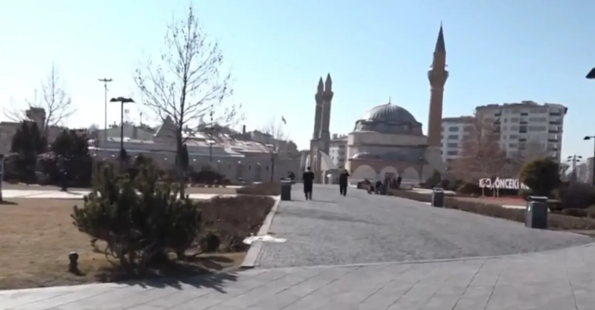 Sivas'ta 95 yılın sıcaklık rekoru kırıldı