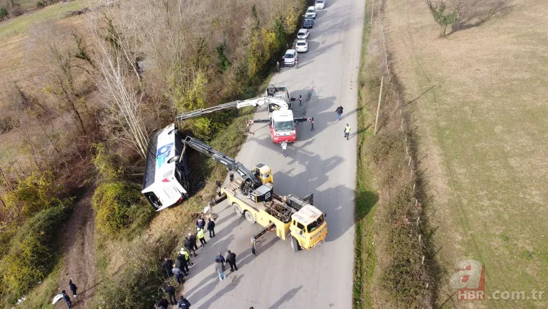 Bartın'da yolcu otobüsü devrildi! Çok sayıda yaralı var 14