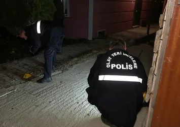 Tartıştığı arkadaşının evine kurşun yağdırdı! Gece yarısı korku dolu anlar