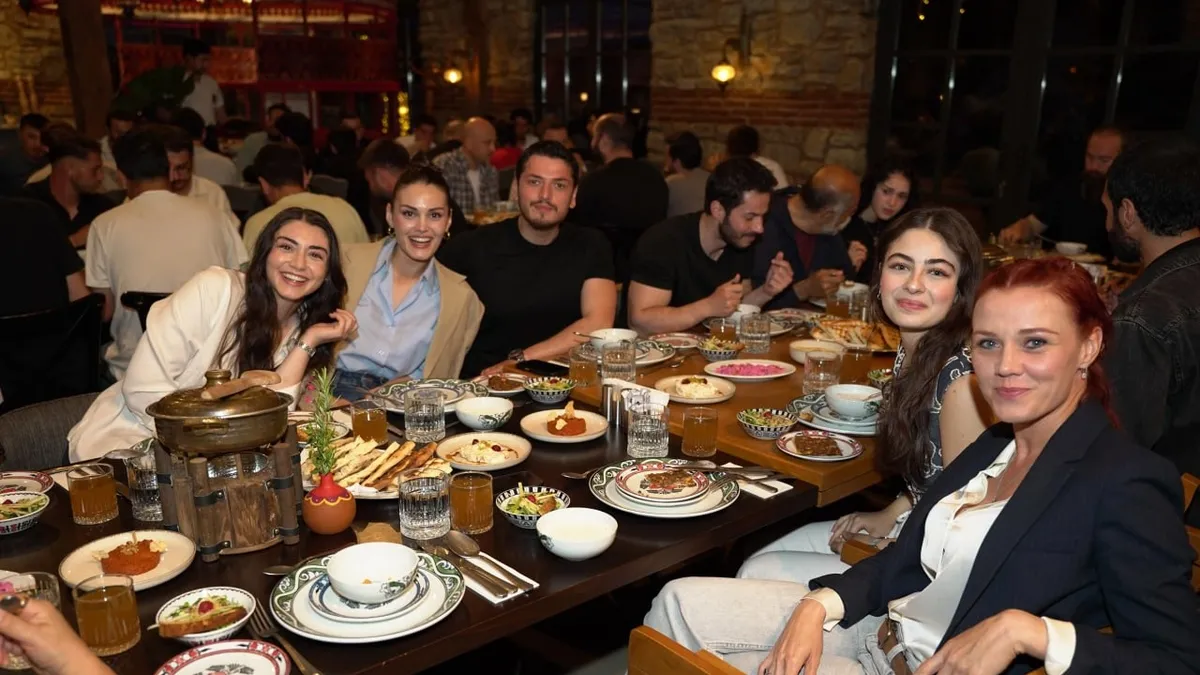 Kuruluş Osman ekibi sezona birlikte veda etti