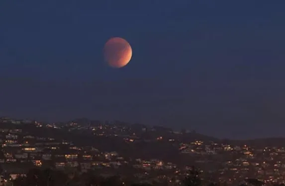 AY TUTULMASI TARİHİ BELLİ OLDU! Ay tutulması ne zaman, saat kaçta? Türkiye’den gözükecek mi?