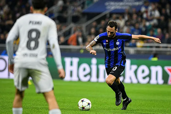 Hakan Çalhanoğlu ’Barça’ladı | Inter - Barcelona: 1-0