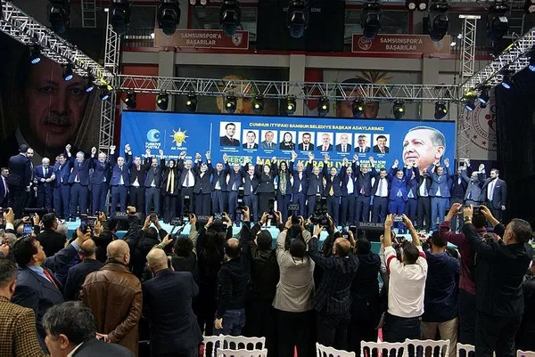 1707063800660.jpg Başkan Erdoğan ilçe belediye başkan adayları tanıtım törenine telefonla bağlandı: Samsun'u silip süpüreceğiz - 3