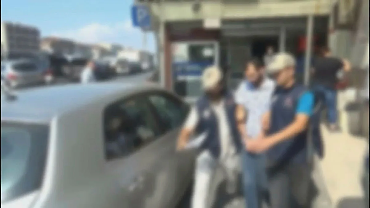 Diyarbakır'da kimlik bilgileri ele geçirilen PKK'lı terörist İstanbul'da yakalandı