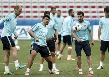 A Milli Futbol Takımı, Rusya ile Antalya'da karşılaşacak
