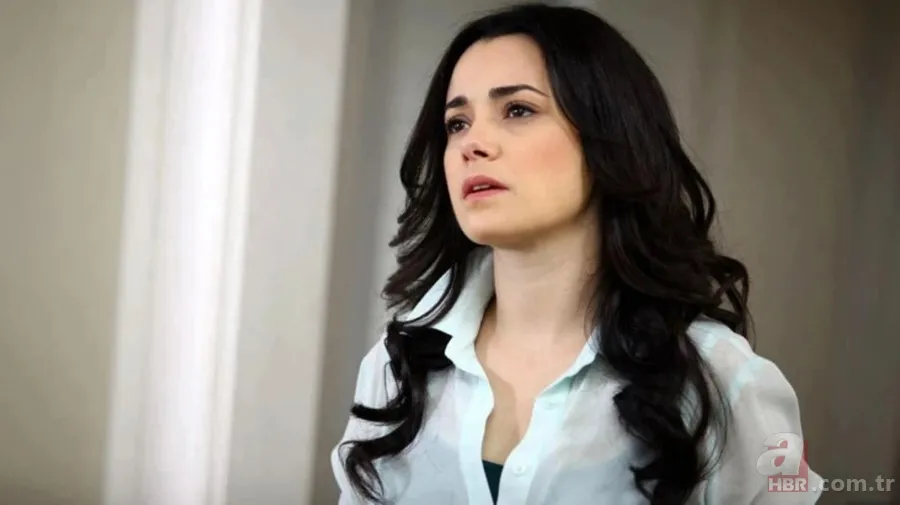 Özgü Namal'ın son haline bakın! İmaj değiştirince kimse tanıyamadı! Önce saçlarını... 4