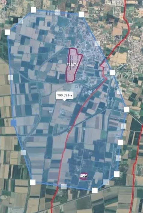 CHP’li Özlem Çerçioğlu’ndan eşine arazi kıyağı! İmar izni çıkmayınca hastane yolunu yapmadı