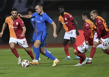 Aslan Letonya deplasmanında skoru koruyamadı! RFS 2-2 Galatasaray (MAÇ SONUCU)