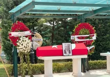 İstanbul'da bıçaklı saldırıda ölen Cumhuriyet Savcısı Kayhan son yolculuğuna uğurlandı