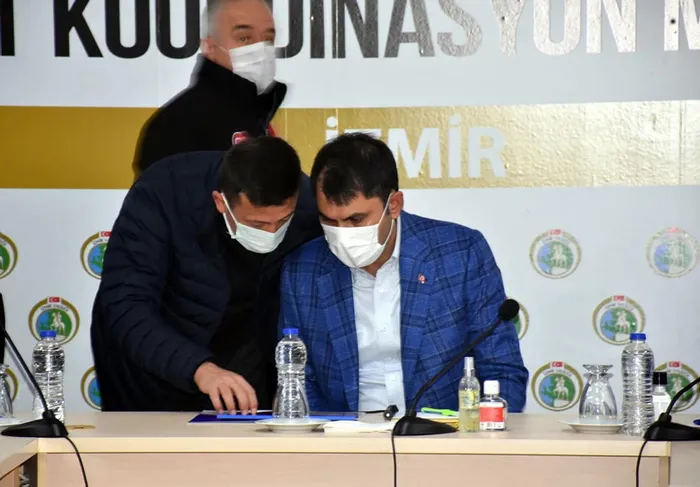 Son dakika: İzmir’in yaraları sarılıyor! Bakan Kurum’dan önemli açıklamalar
