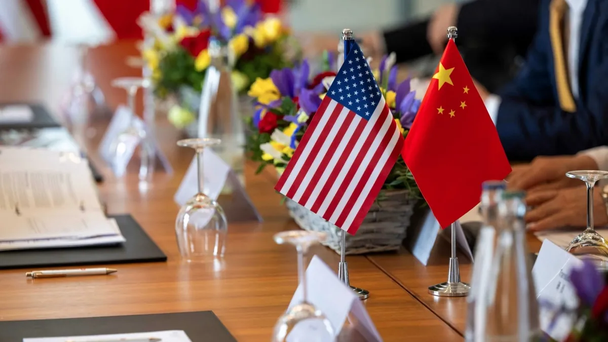 ABD ve Çin Londra'da masaya oturdu: Ticaret savaşı sona erecek mi?