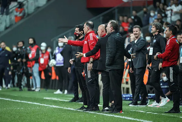 besiktas-teknik-direktoru-sergen-yalcindan-stefan-kuntza-olay-yanit-1632257290894.jpg Beşiktaş Teknik Direktörü Sergen Yalçın'dan Stefan Kuntz'a olay yanıt! - 2