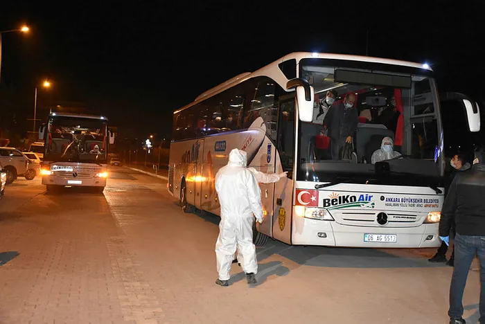 Fransa'dan gelen 143 kişi Kırıkkale'deki yurda yerleştirildi - 2