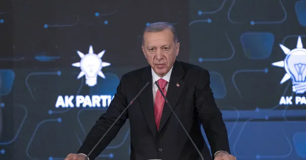 Son dakika: Başkan Erdoğan'dan AK Parti Mobil Uygulama Tanıtım Toplantısı'nda önemli açıklamalar! 6'lı masaya sert tepki - 6