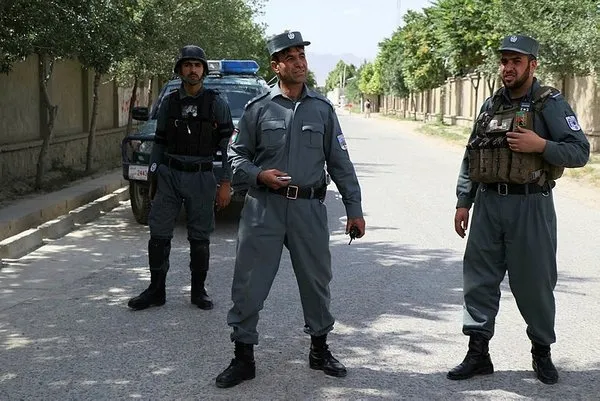 Afganistan'da bombalı saldırı: 5 ölü, 26 yaralı - 1