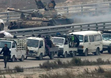 Halep'te tahliye konvoyuna saldırı: 14 ölü