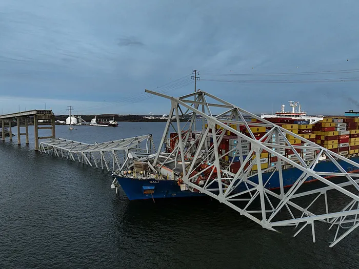 ABD’deki köprüyü yıkan gemi kazasında yeni detaylar! Jeneratör devreye girdi ama motor çalışmadı! Trafiği durdurun emri...