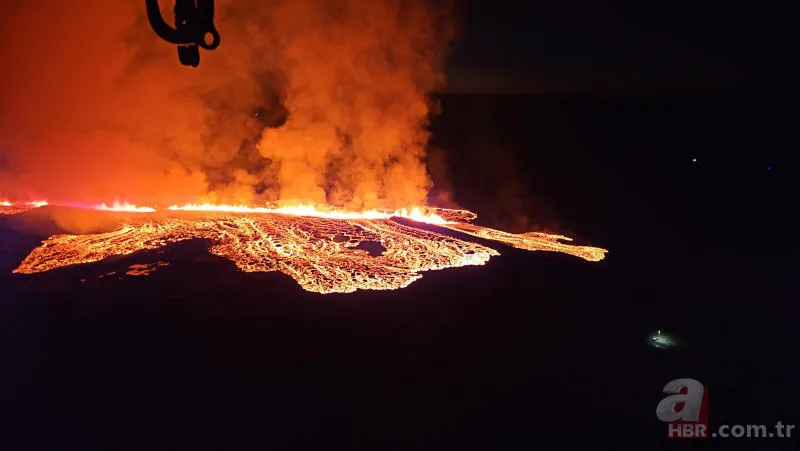İzlanda'da yanardağ faciası! Lavlar yerleşim yerine ulaştı! Ülkede kırmızı alarm 22