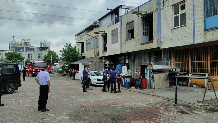 Son dakika: İstanbul Başakşehir'de sanayiciler sitesinde patlama - 1