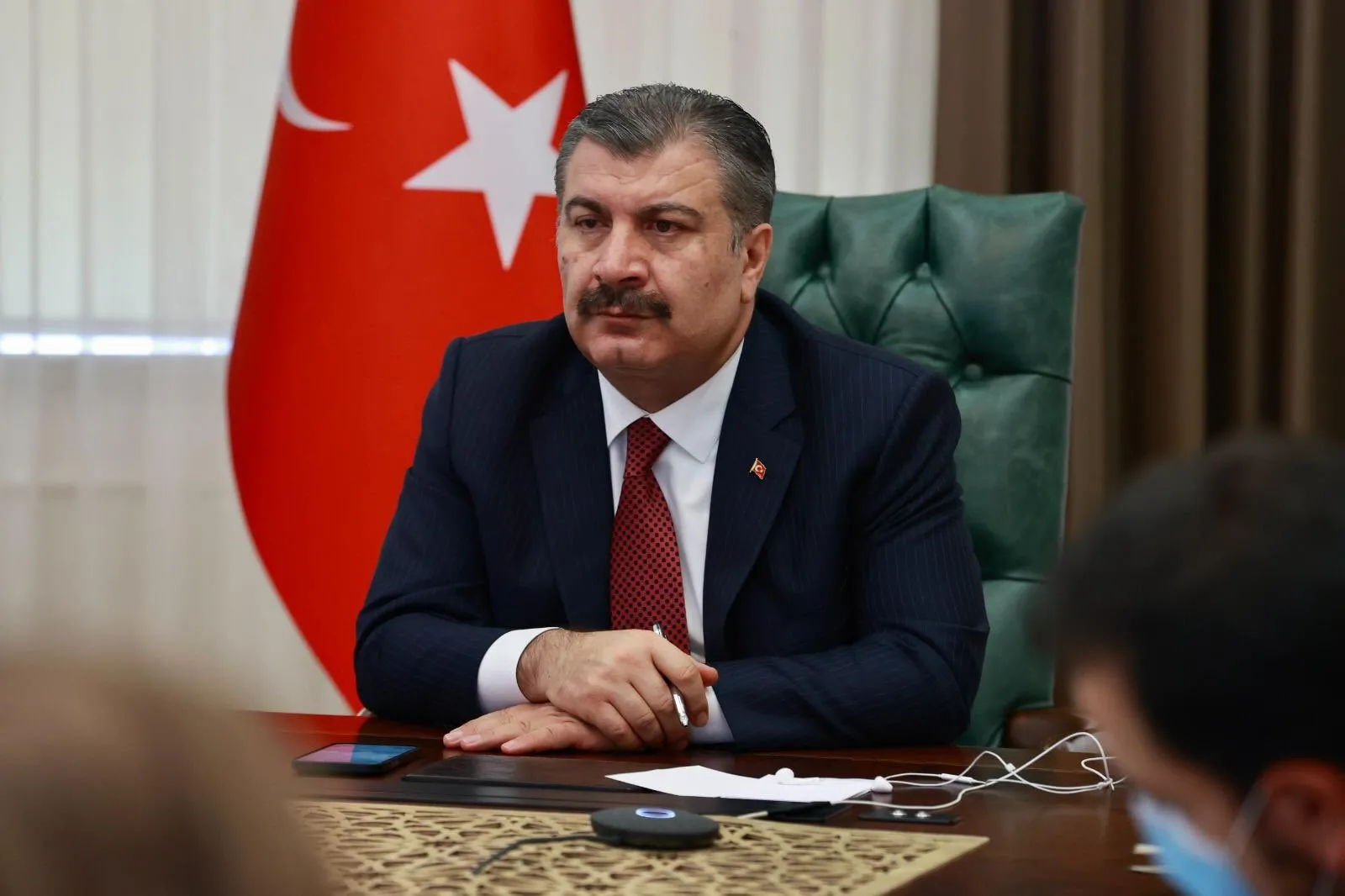 Son dakika: Sağlık Bakanı Fahrettin Koca ile Uğur Şahin görüştü! Türkiye'ye ayrılan aşı kapasitesi artacak