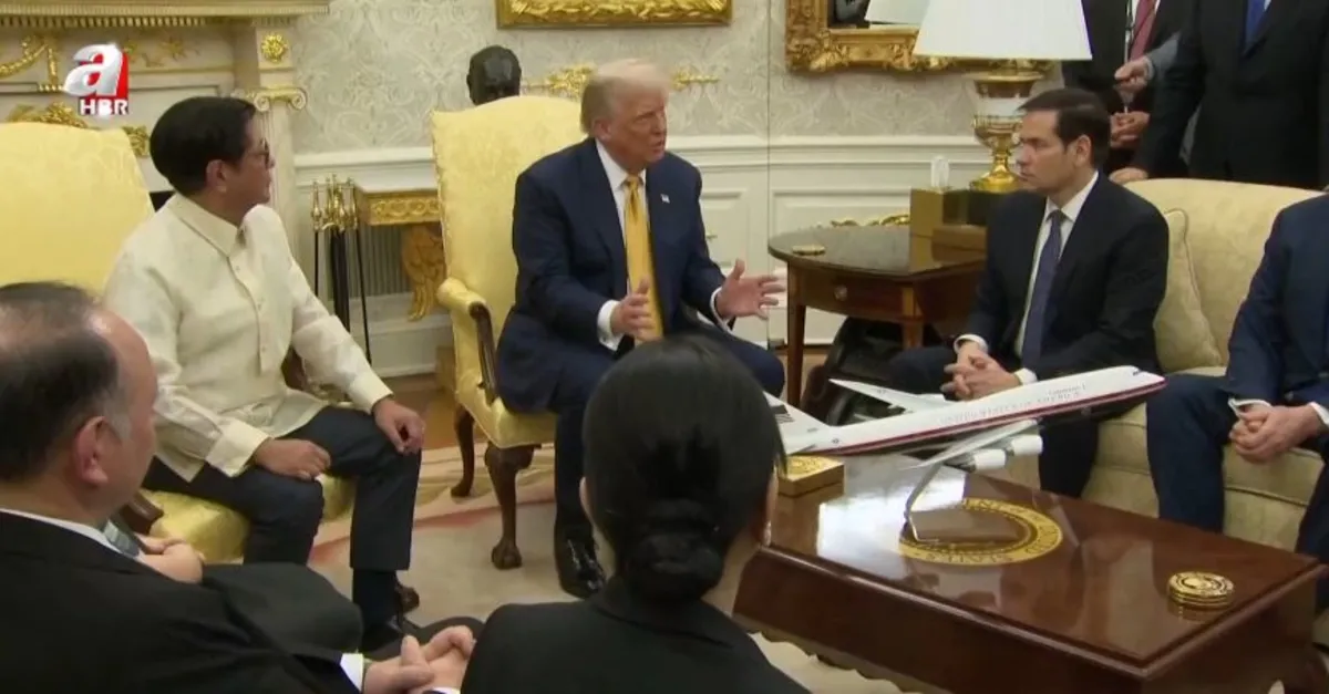Trump'tan Obama'ya "darbe" suçlaması!