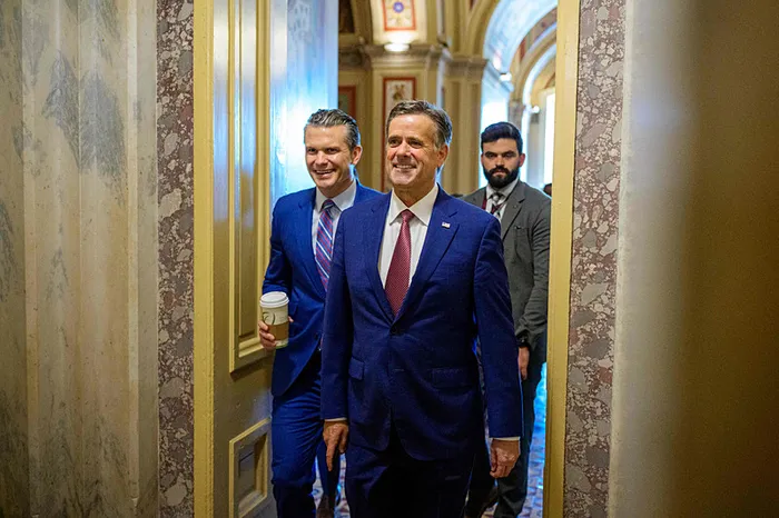 abd-saldirisinin-ardindan-flas-gelisme-iranli-yetkililerin-konusmalari-ele-gecirildi-1751275877396.jpg CIA Başkanı John Ratcliffe ve ABD Savunma Bakanı Pete Hegseth (Arşiv)