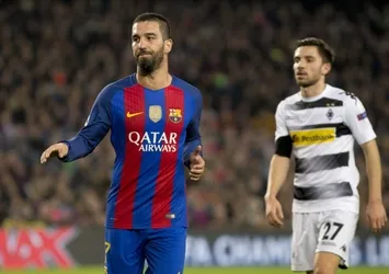 Barcelona, Arda Turan'ı satmaya sıcak bakıyor!