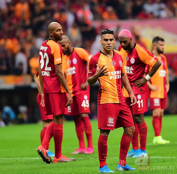Galatasaray'da Falcao krizi derinleşiyor! Falcao ile ilgili bomba gerçek ortaya çıktı... 15